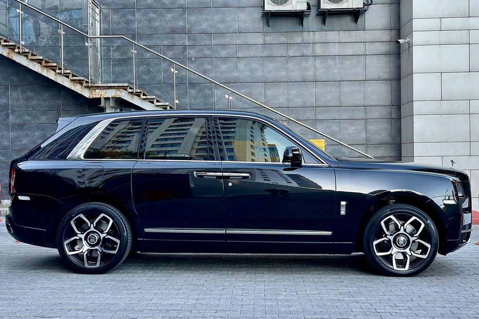 Продам Rolls-Royce Cullinan 2019 года в Киеве