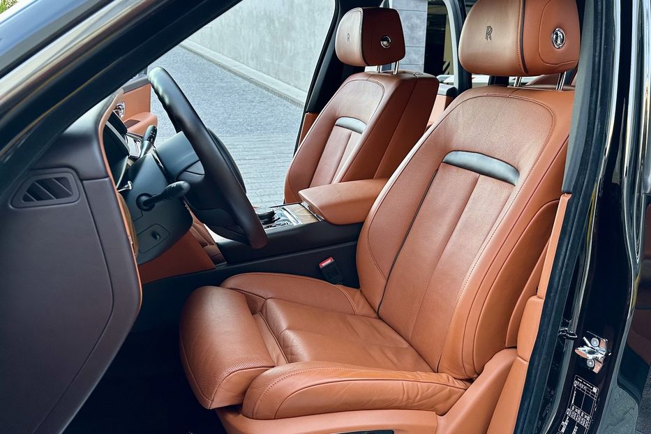 Продам Rolls-Royce Cullinan 2019 года в Киеве