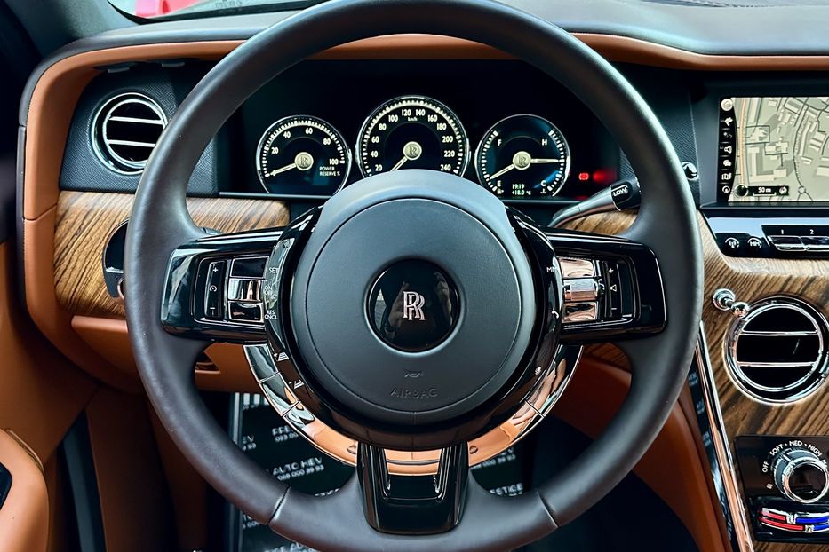 Продам Rolls-Royce Cullinan 2019 года в Киеве