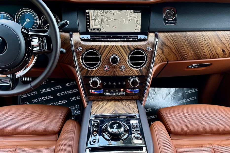 Продам Rolls-Royce Cullinan 2019 года в Киеве