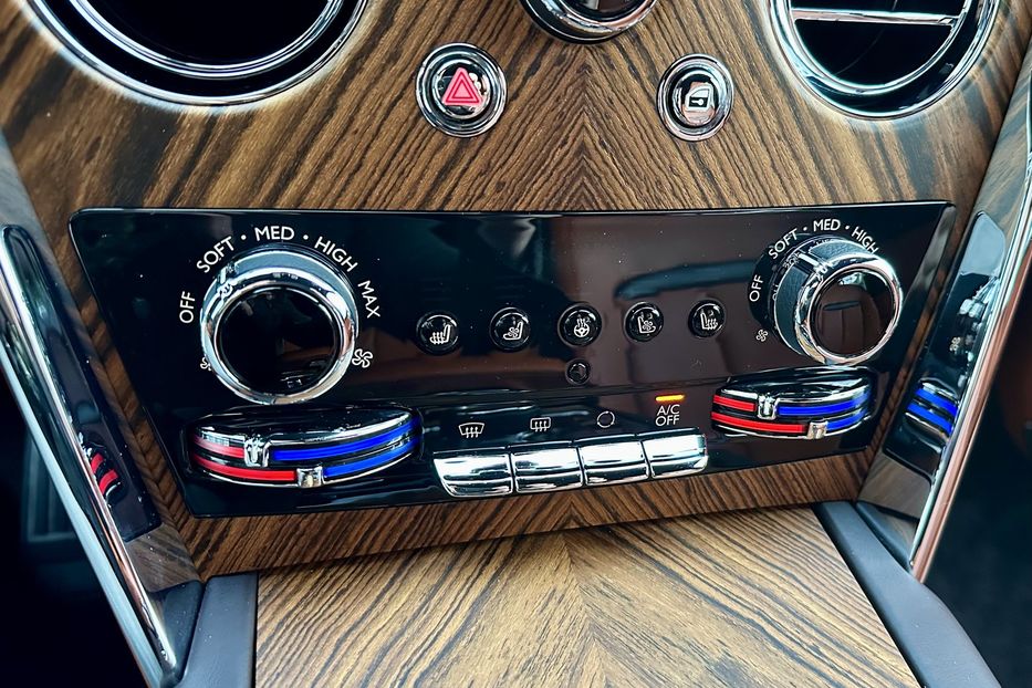 Продам Rolls-Royce Cullinan 2019 года в Киеве