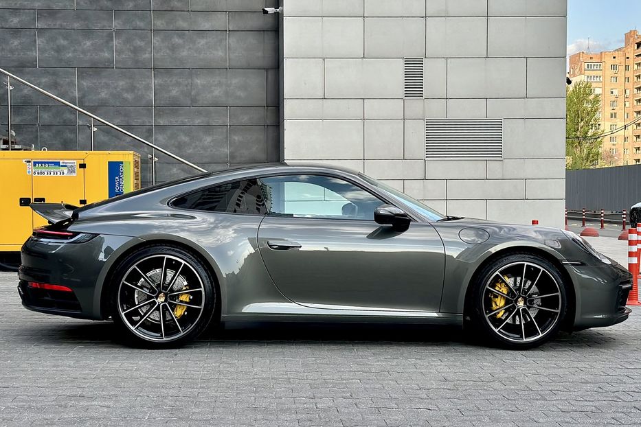 Продам Porsche 911 Carrera 2021 года в Киеве