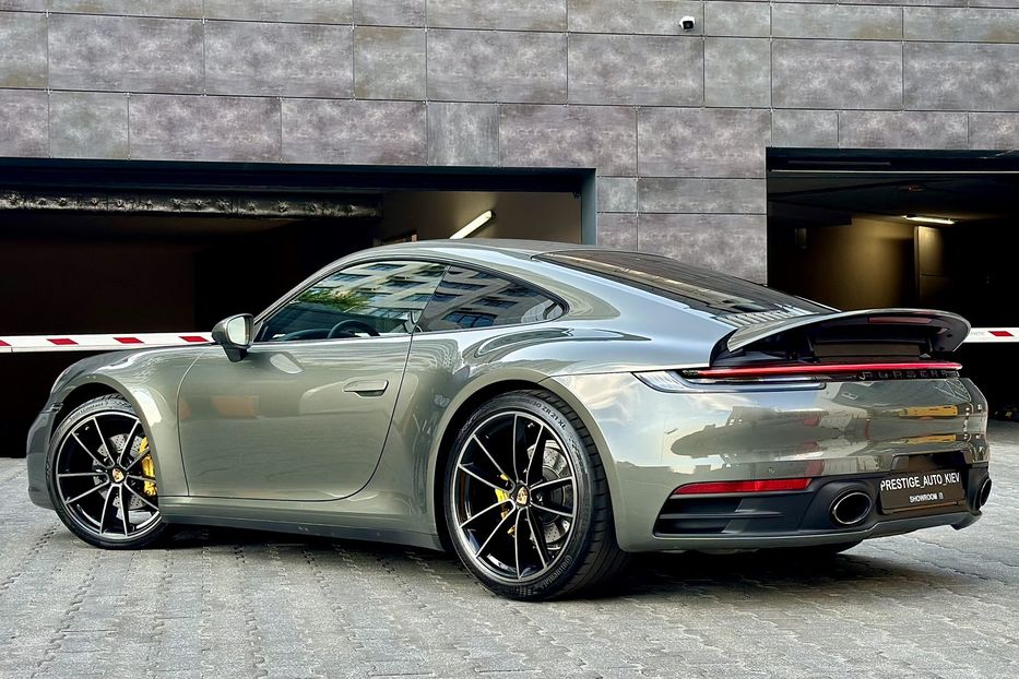 Продам Porsche 911 Carrera 2021 года в Киеве