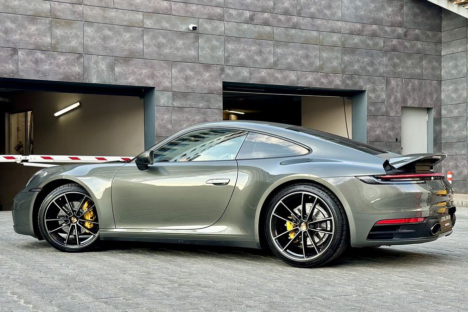 Продам Porsche 911 Carrera 2021 года в Киеве