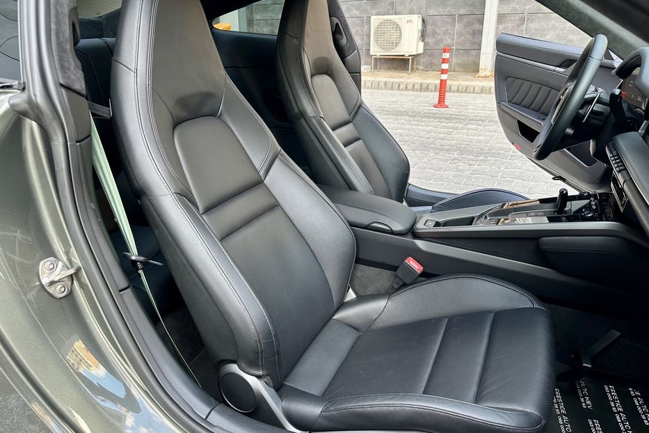 Продам Porsche 911 Carrera 2021 года в Киеве
