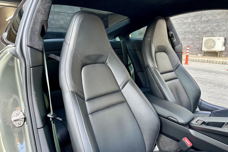 Продам Porsche 911 Carrera 2021 года в Киеве