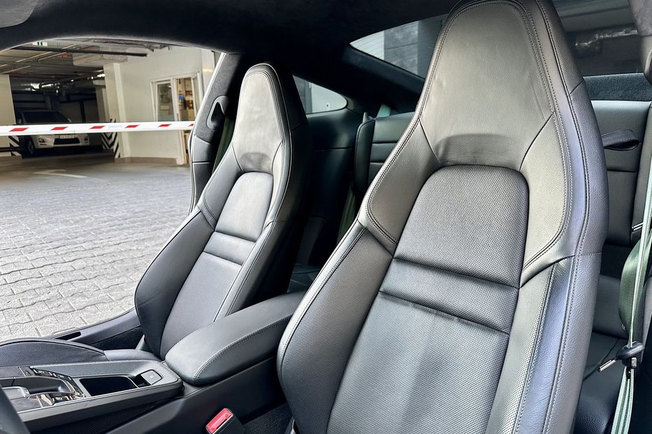 Продам Porsche 911 Carrera 2021 года в Киеве