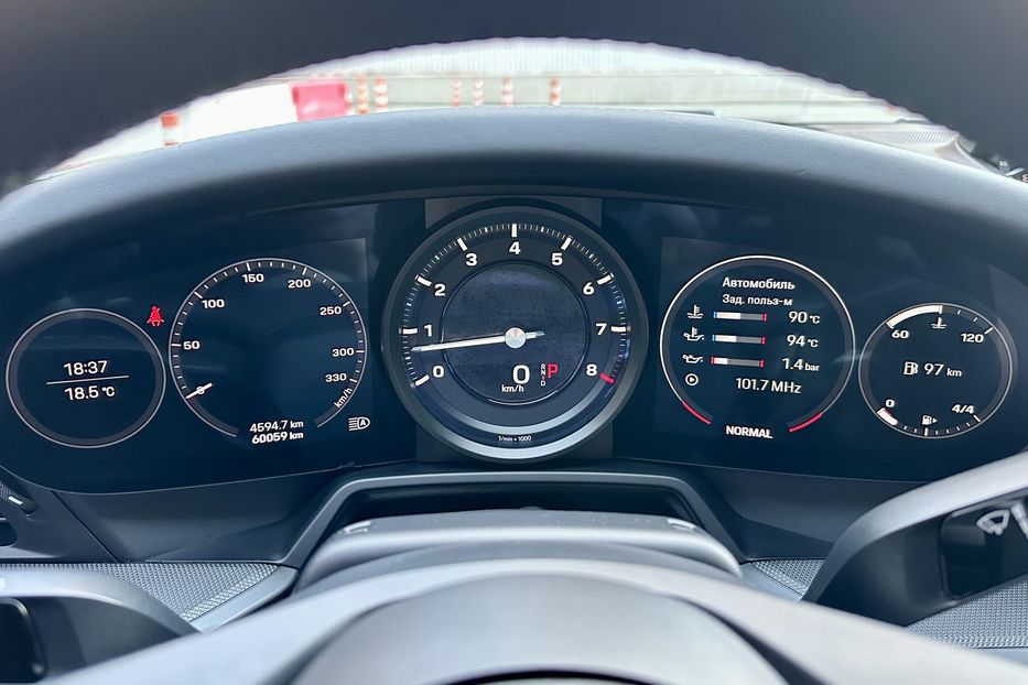 Продам Porsche 911 Carrera 2021 года в Киеве