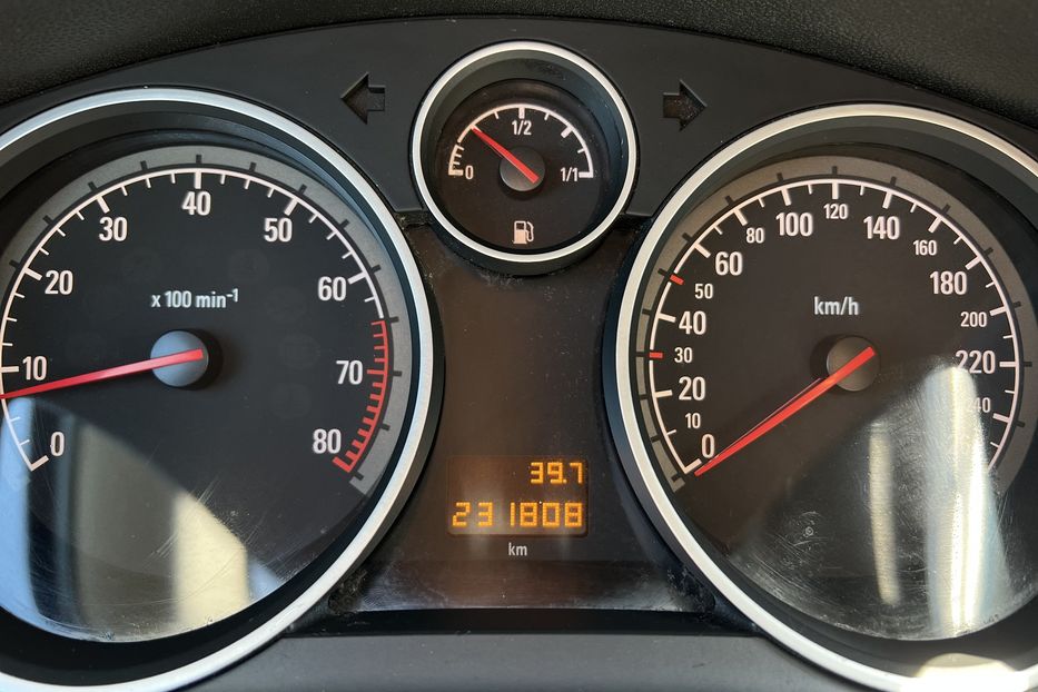 Продам Opel Zafira 7місць (KOMIS) 2011 года в г. Умань, Черкасская область