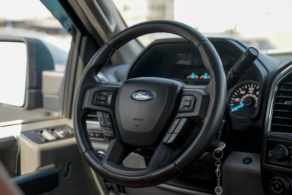 Продам Ford F-Series F150 Supercrew XLT 2018 года в Черновцах