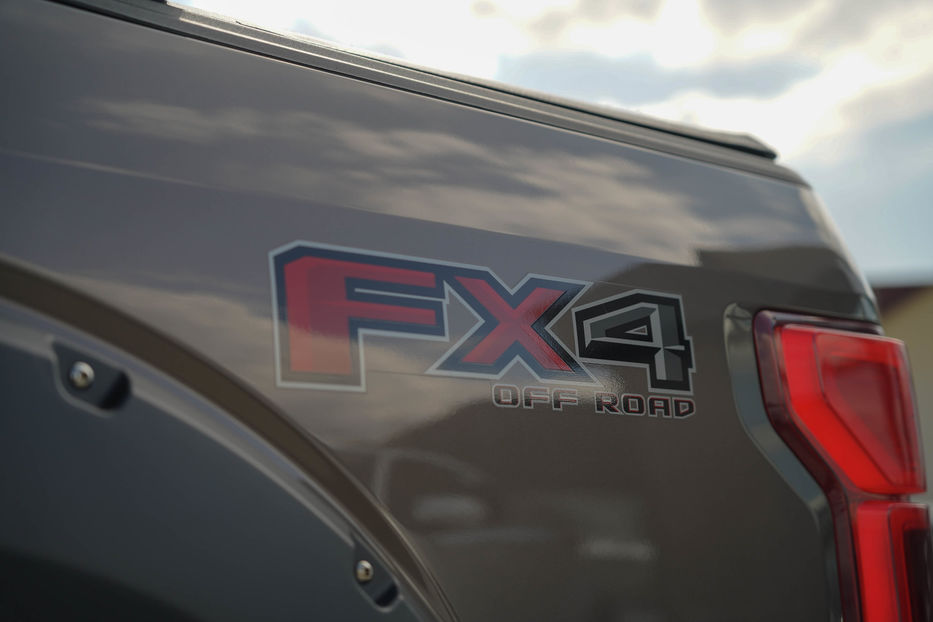 Продам Ford F-Series F150 Supercrew XLT 2018 года в Черновцах