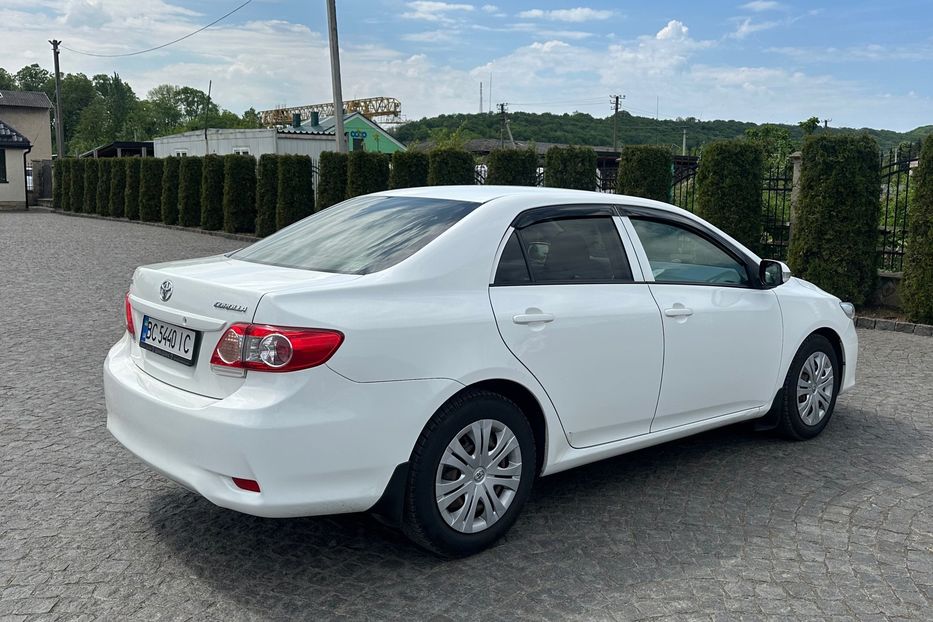 Продам Toyota Corolla 1.4 дизель два комплекта коліс 2013 года в Львове