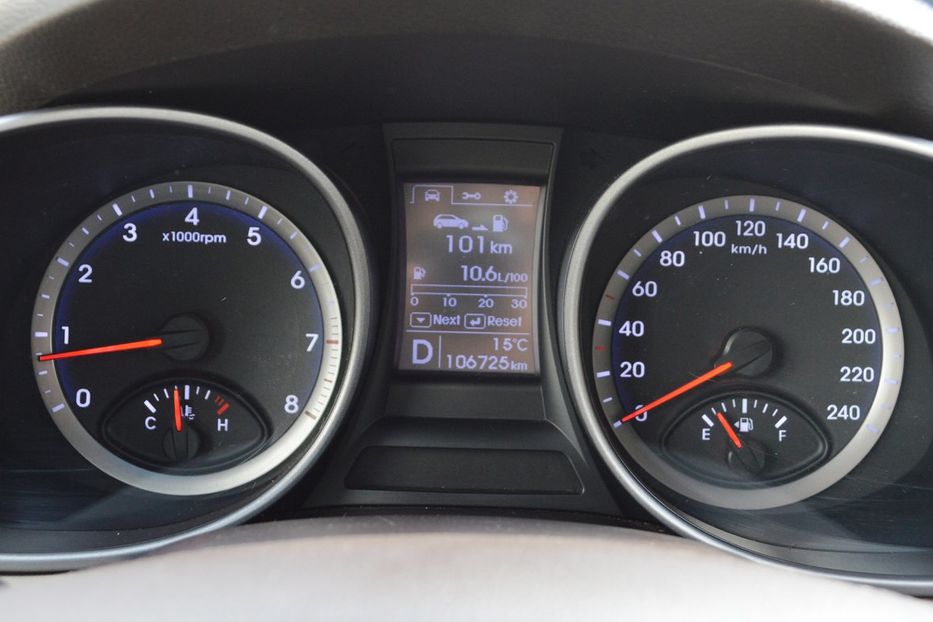 Продам Hyundai Santa FE 2013 года в Одессе