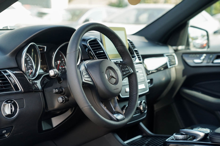 Продам Mercedes-Benz GLE-Class 350d 2016 года в Черновцах
