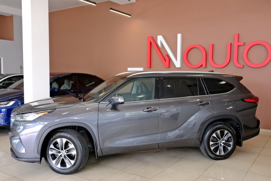 Продам Toyota Highlander Hybrid 2023 года в Одессе