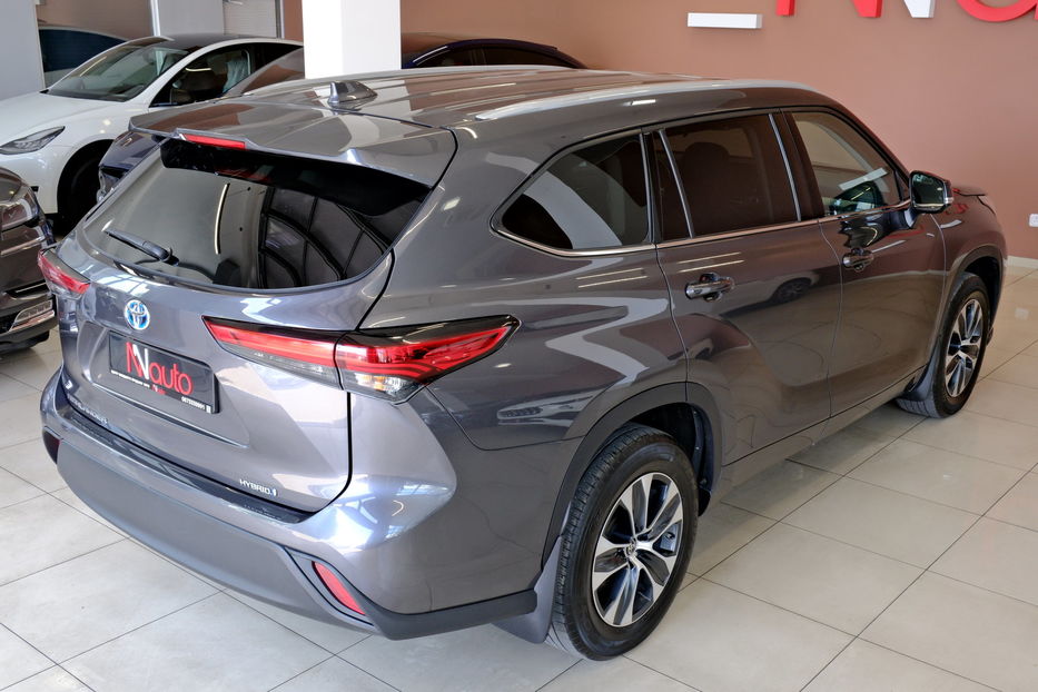 Продам Toyota Highlander Hybrid 2023 года в Одессе