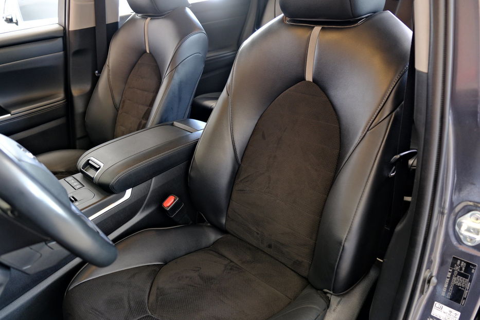 Продам Toyota Highlander Hybrid 2023 года в Одессе