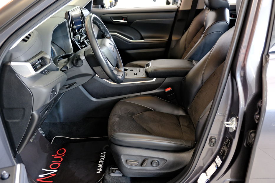 Продам Toyota Highlander Hybrid 2023 года в Одессе