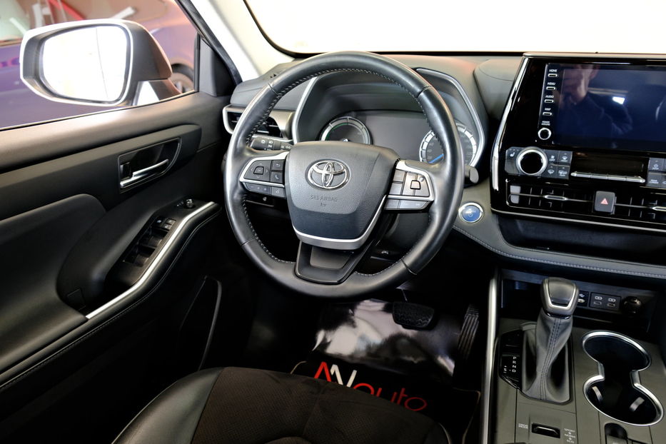Продам Toyota Highlander Hybrid 2023 года в Одессе