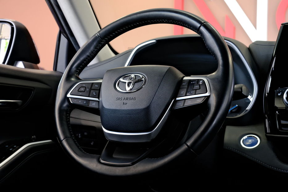 Продам Toyota Highlander Hybrid 2023 года в Одессе