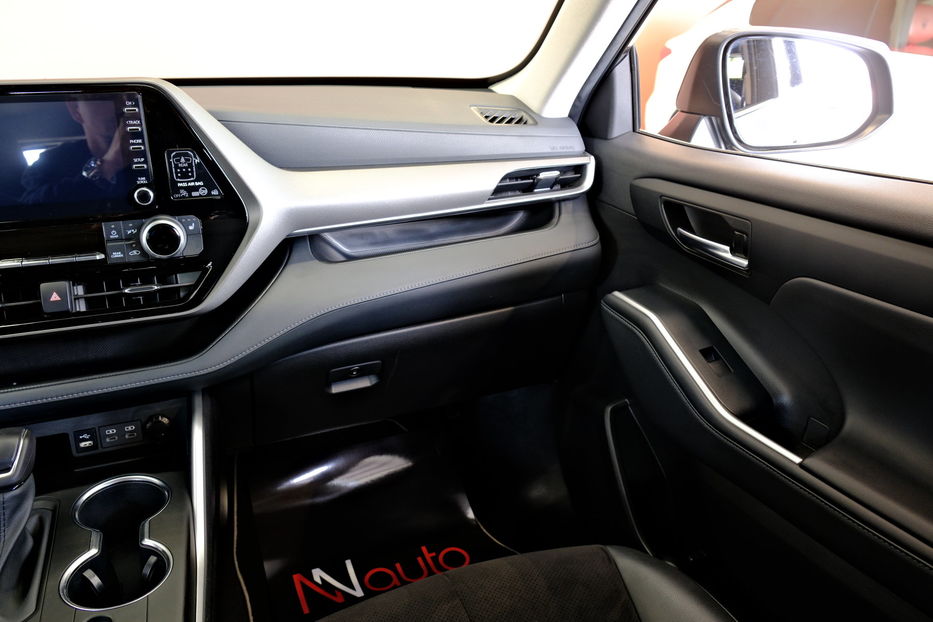 Продам Toyota Highlander Hybrid 2023 года в Одессе
