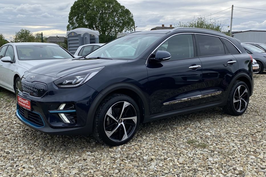 Продам Kia Niro 64kWhМакс.комплектаціяPrestige 2020 года в Львове