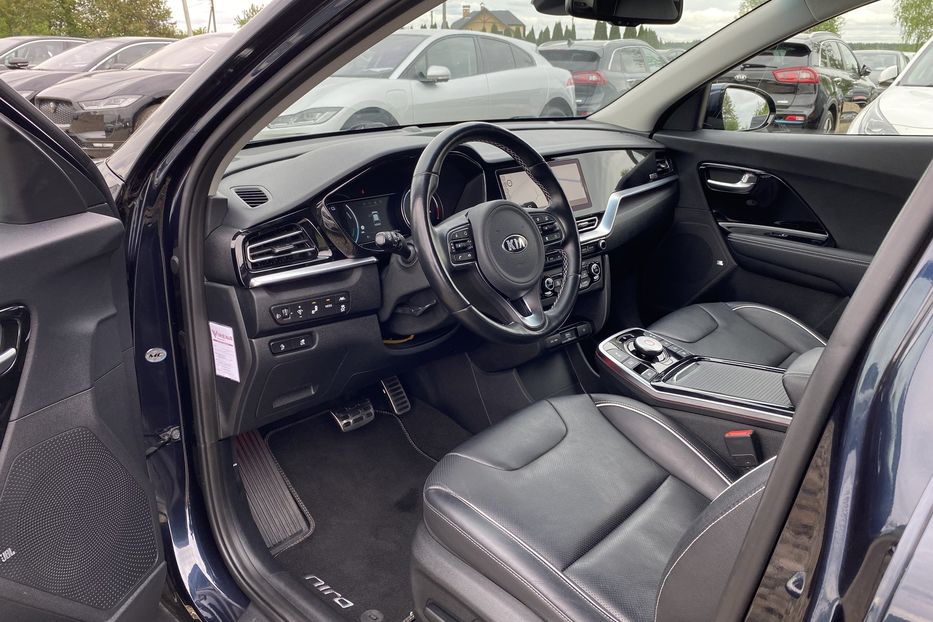 Продам Kia Niro 64kWhМакс.комплектаціяPrestige 2020 года в Львове