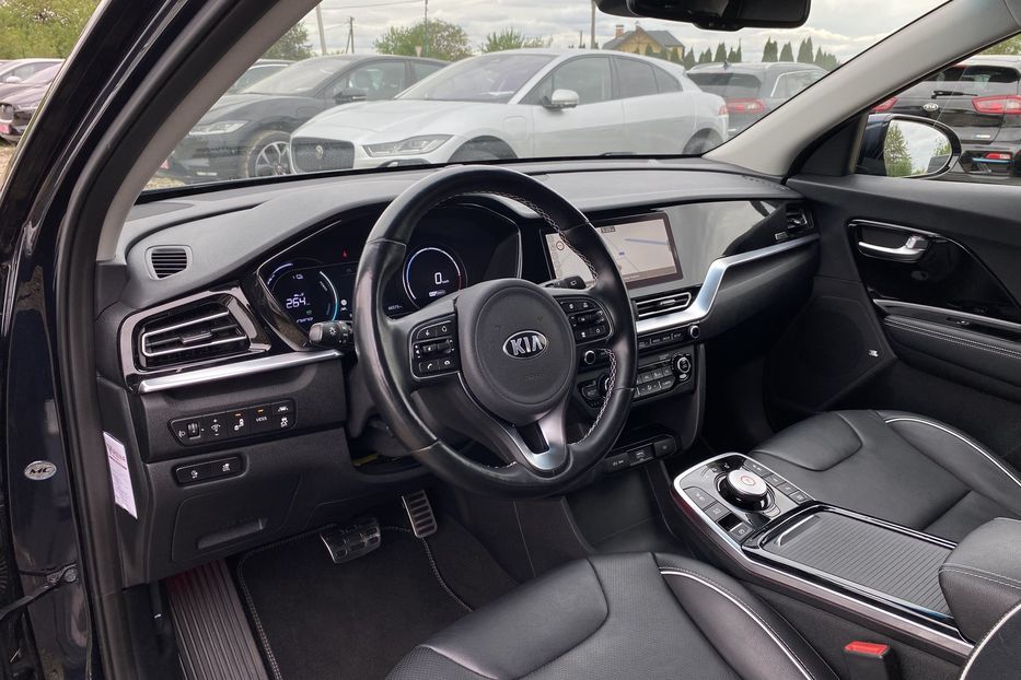 Продам Kia Niro 64kWhМакс.комплектаціяPrestige 2020 года в Львове