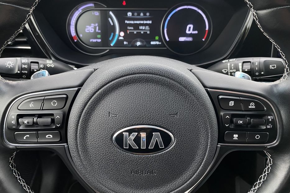 Продам Kia Niro 64kWhМакс.комплектаціяPrestige 2020 года в Львове