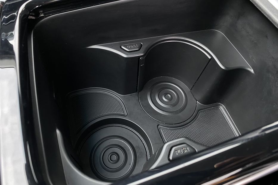 Продам Kia Niro 64kWhМакс.комплектаціяPrestige 2020 года в Львове