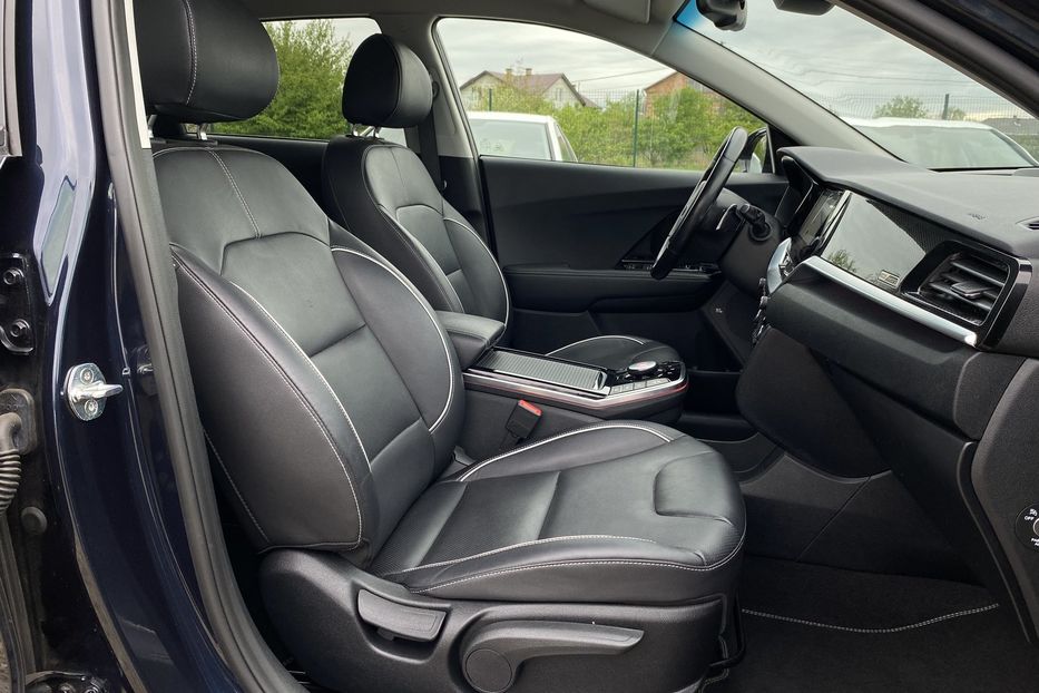 Продам Kia Niro 64kWhМакс.комплектаціяPrestige 2020 года в Львове