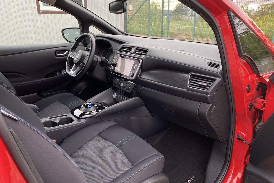 Продам Nissan Leaf 62кВтПдгрвкермасидіньКамера360 2020 года в Львове