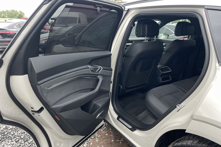 Продам Audi E-Tron 55 2022 года в Львове