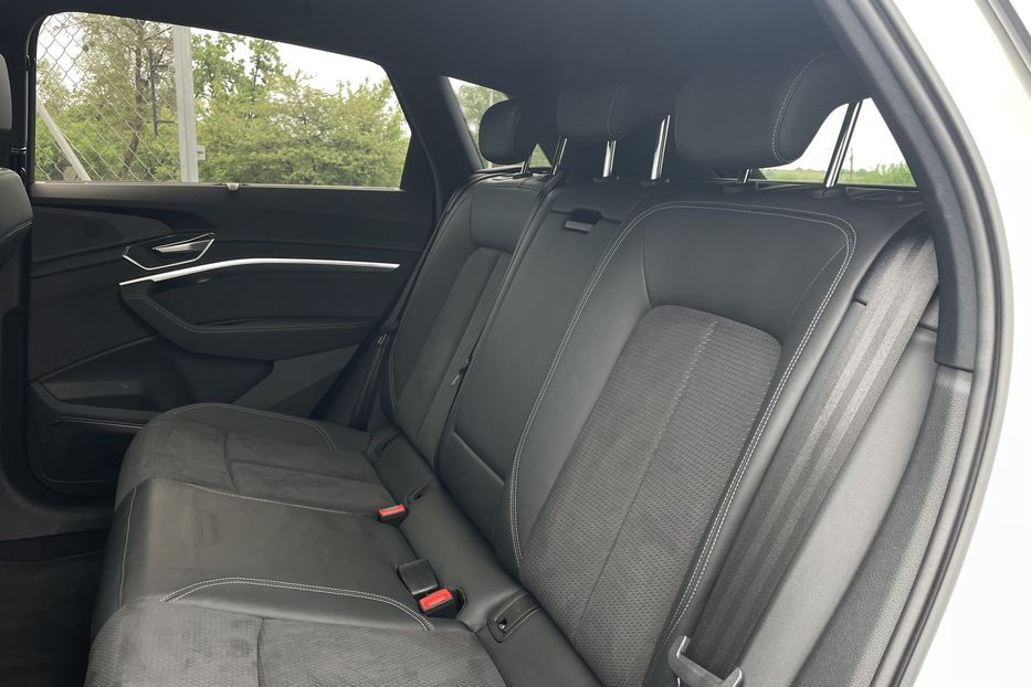 Продам Audi E-Tron 55 2022 года в Львове