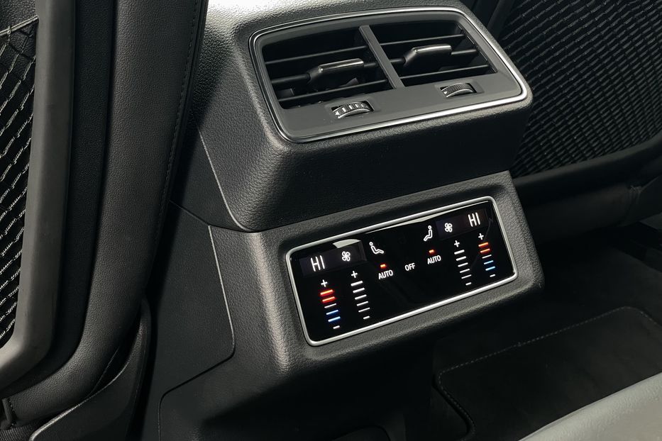 Продам Audi E-Tron 55 2022 года в Львове