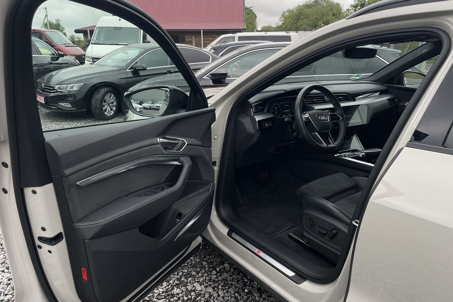 Продам Audi E-Tron 55 2022 года в Львове