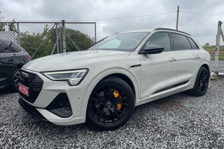 Продам Audi E-Tron 55 2022 года в Львове