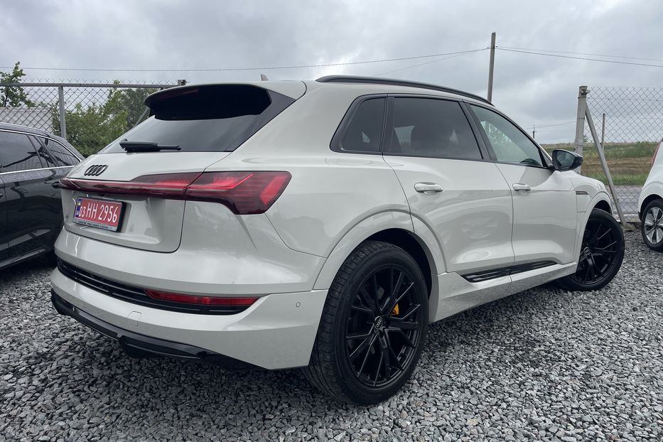 Продам Audi E-Tron 55 2022 года в Львове