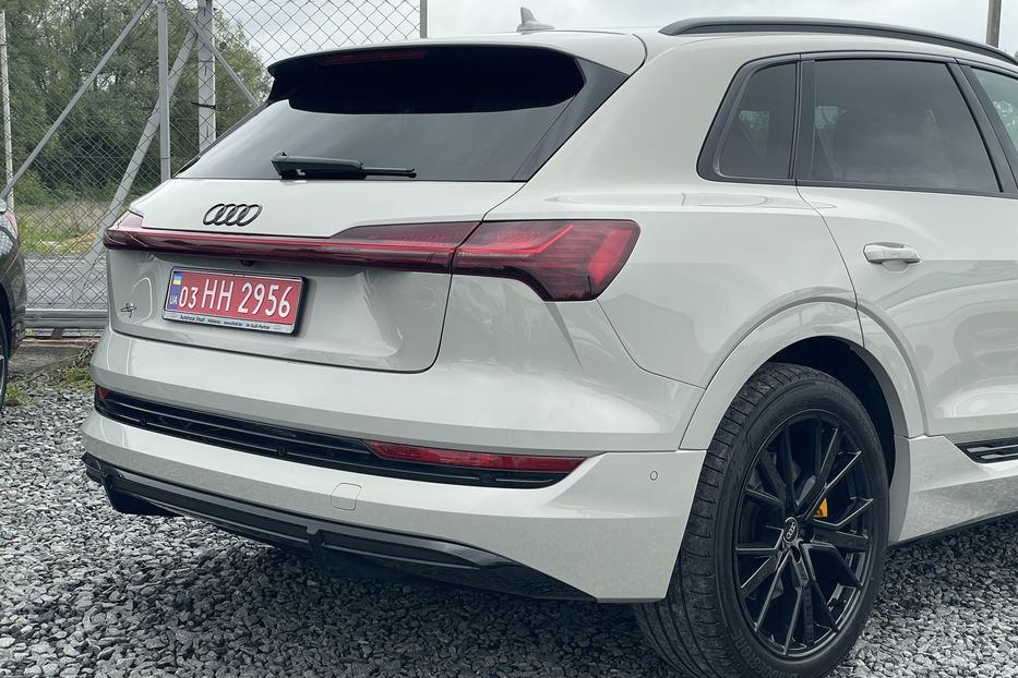 Продам Audi E-Tron 55 2022 года в Львове