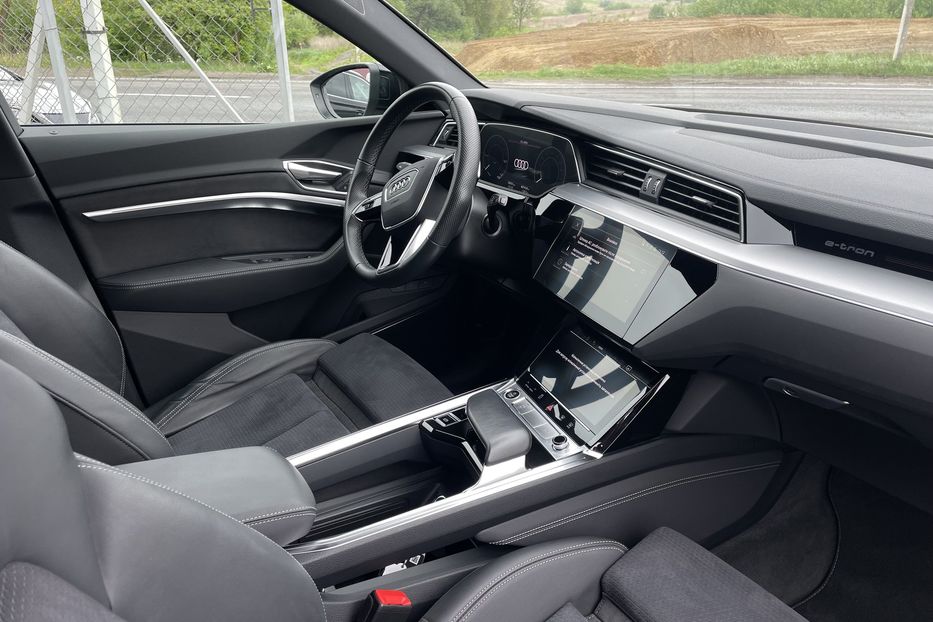 Продам Audi E-Tron 55 2022 года в Львове