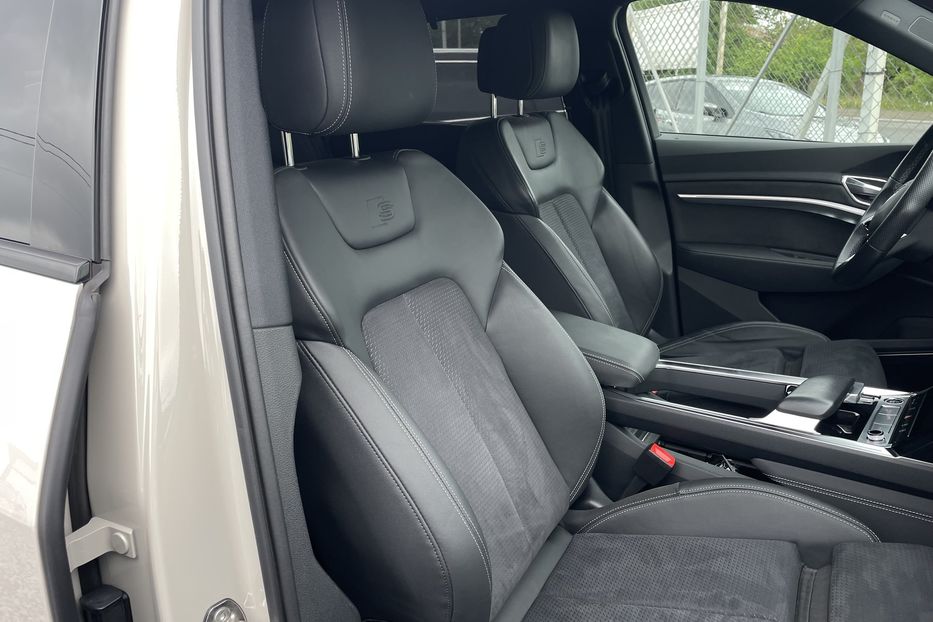 Продам Audi E-Tron 55 2022 года в Львове
