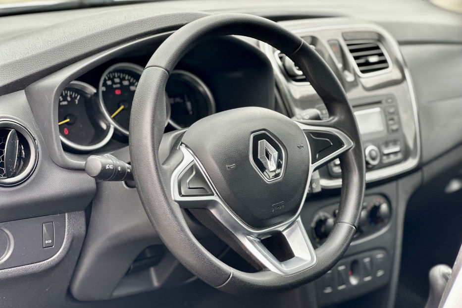 Продам Renault Logan 2017 года в Киеве