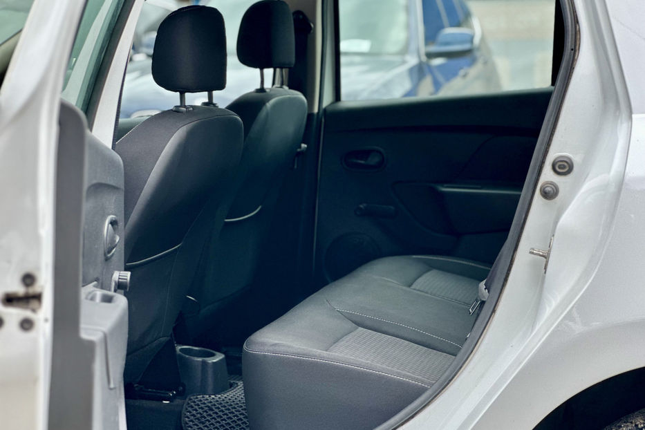 Продам Renault Logan 2017 года в Киеве