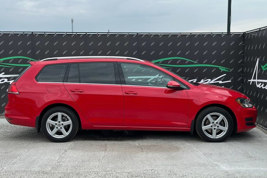 Продам Volkswagen Golf VII Tour 5G 2015 года в Киеве