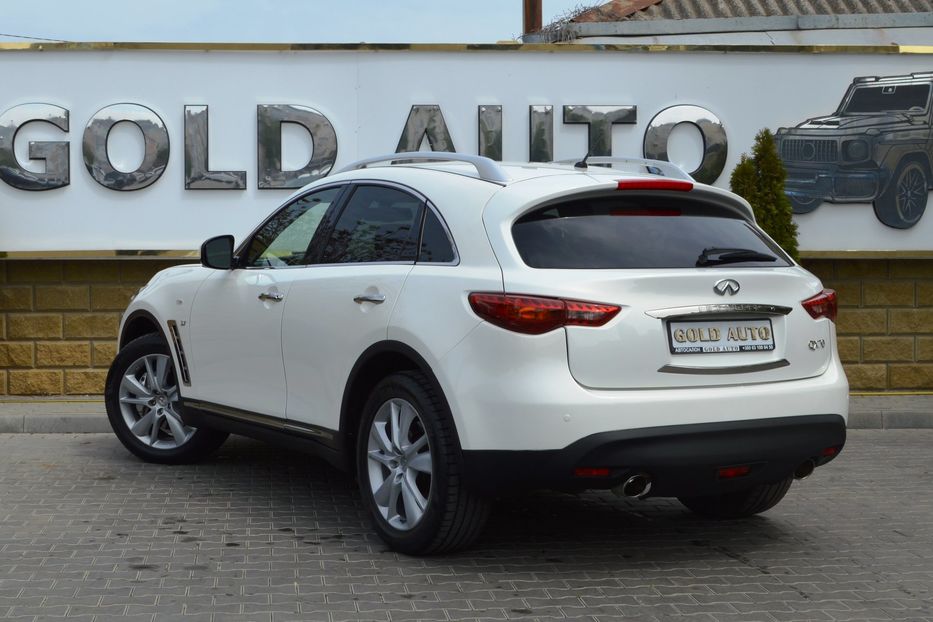 Продам Infiniti QX70 2013 года в Одессе