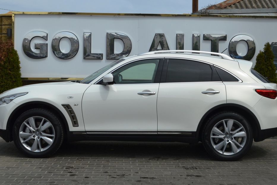 Продам Infiniti QX70 2013 года в Одессе