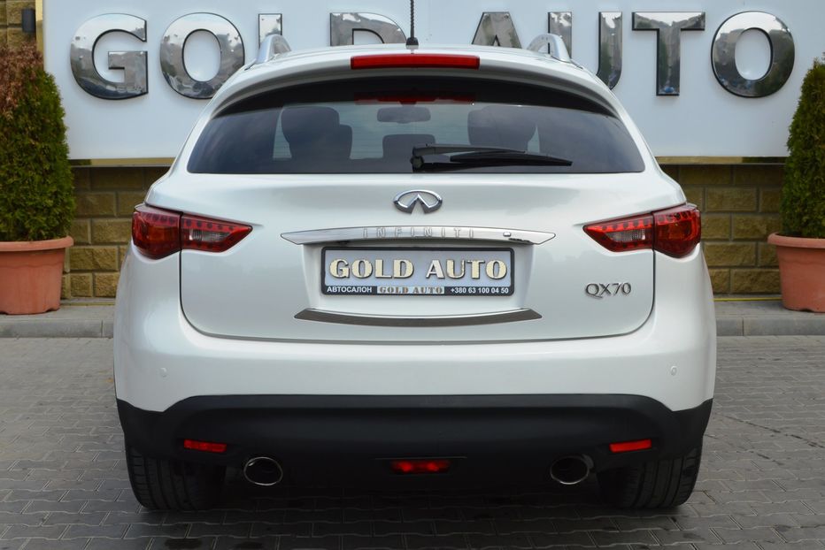 Продам Infiniti QX70 2013 года в Одессе