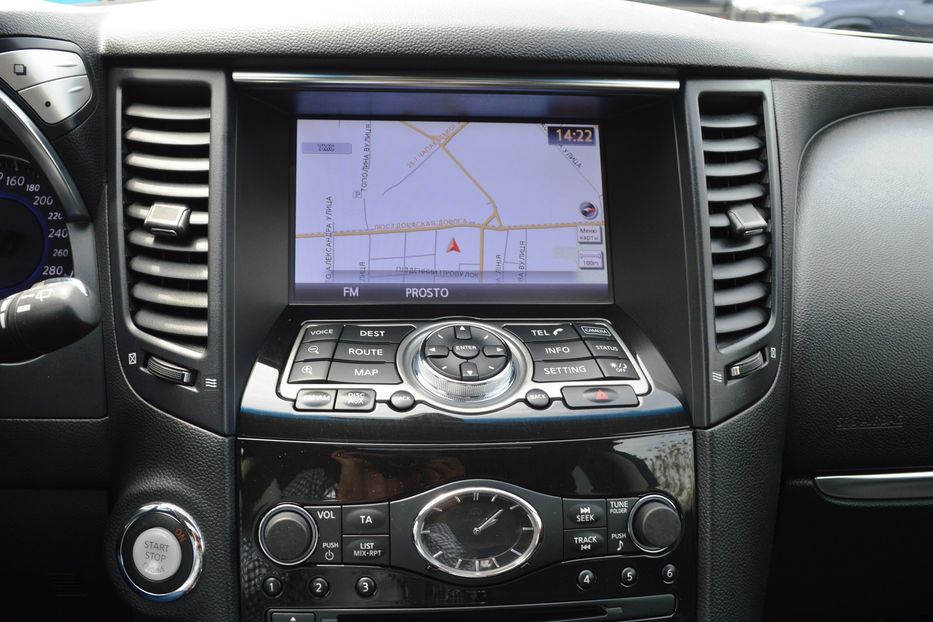 Продам Infiniti QX70 2013 года в Одессе