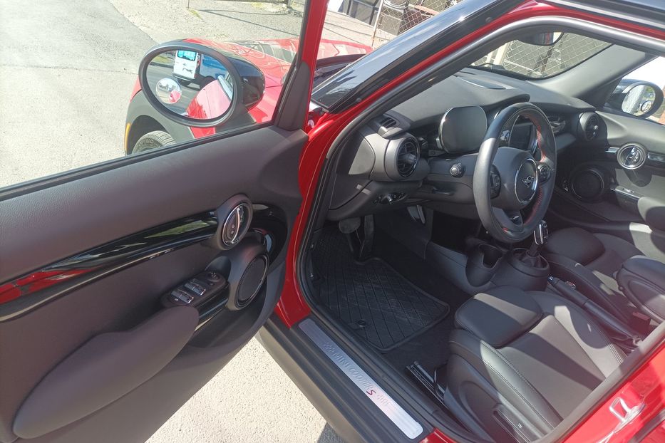 Продам MINI Cooper S максимал 2020 года в Одессе