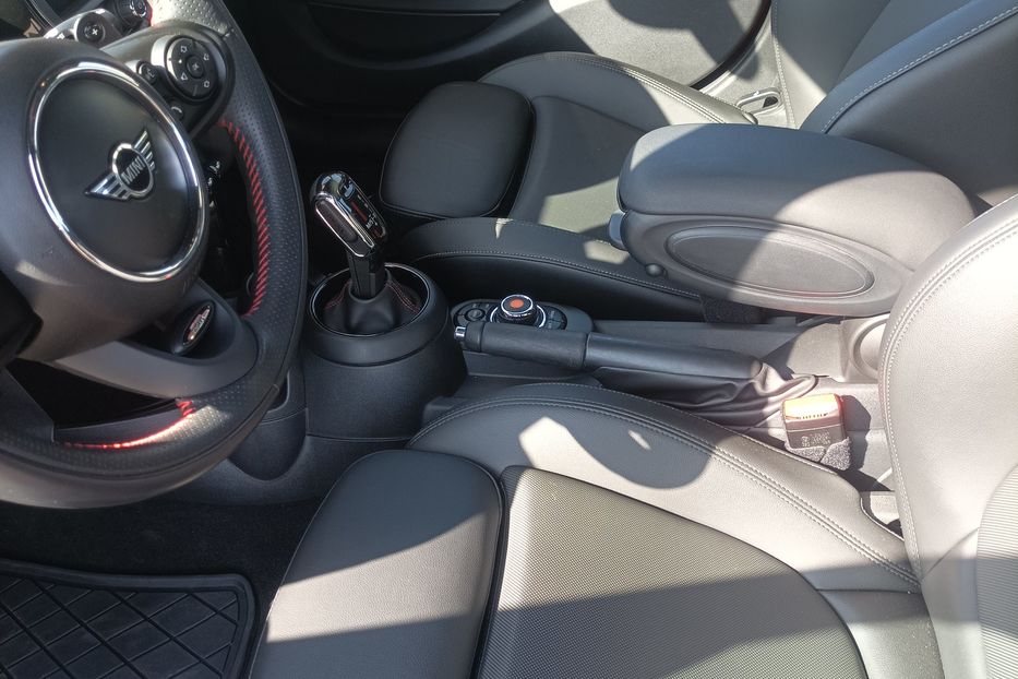 Продам MINI Cooper S максимал 2020 года в Одессе